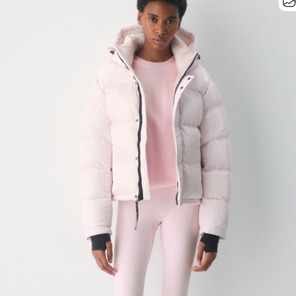 Aritzia midi super puff light pink *length diff than photo